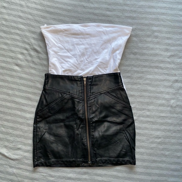 H&M vegan leather skirt - Picture 2 of 5